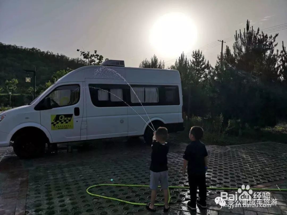 自驾游怎样找露营地