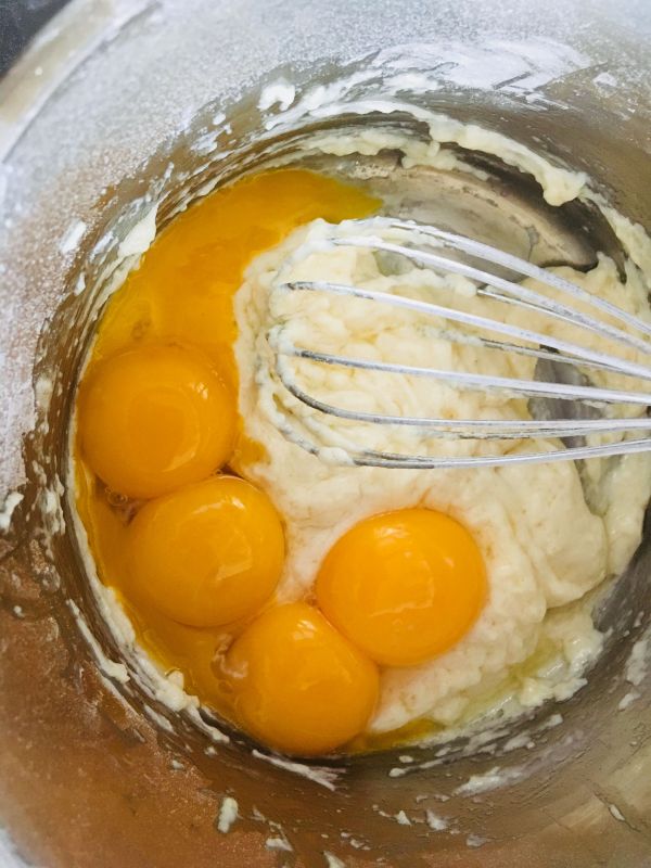 小狗O型奶油卷