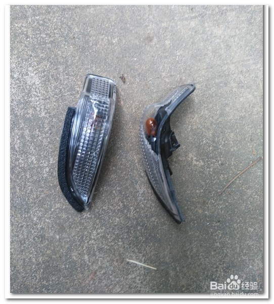 14款卡罗拉怎么自己动手更换转向灯