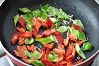 鲜美营养：小炒鱿鱼