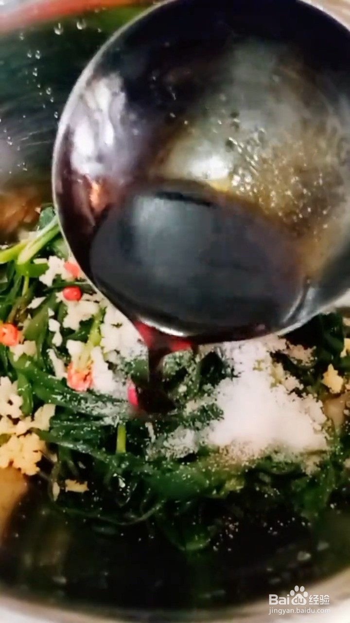 如何自制美味好吃的凉拌韭菜