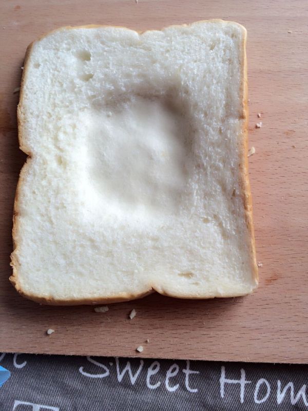 黄金芝士焗烤鸡蛋土司