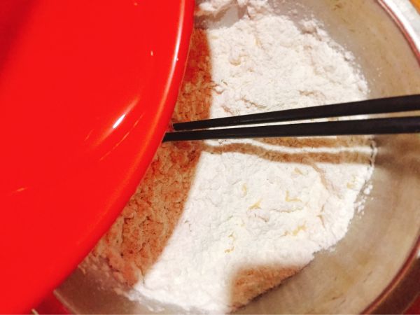 鸡蛋午餐肉卷饼