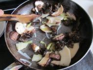 三鲜豆腐泡--做法