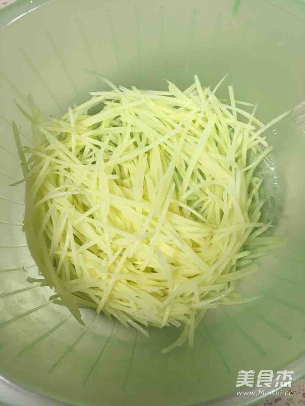 土豆鸡蛋饼的做法