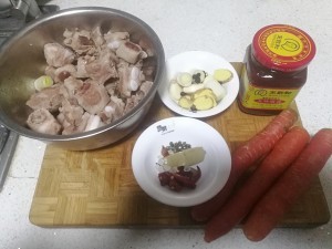 家常红烧排骨的做法