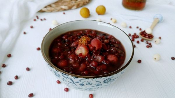 桂圆莲子红豆粥