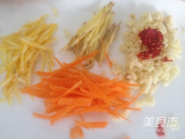 柠香鲳鱼的做法