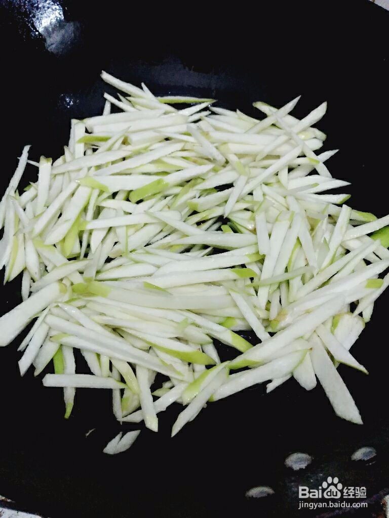 清炒茭白的做法