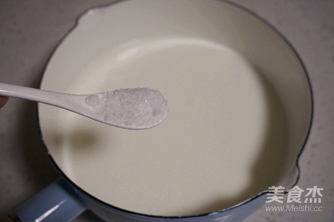 火龙果布丁的做法