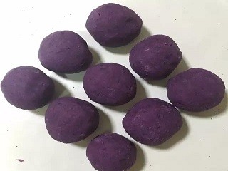甜心坚果紫薯糕怎么做？