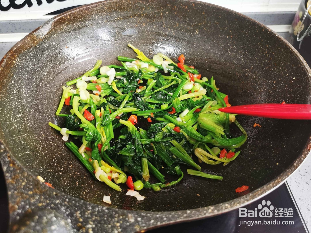 菠菜炒鸡蛋的做法