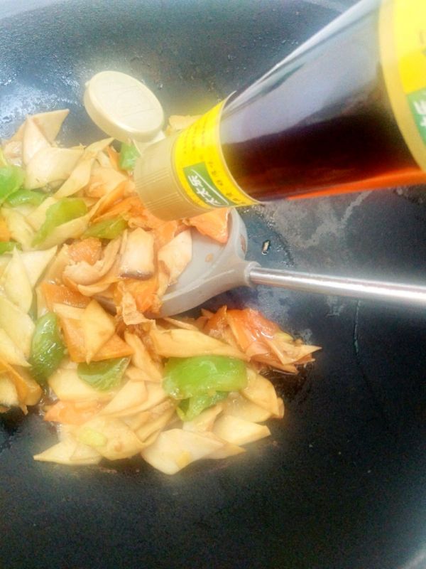 鸡汁杏鲍菇炒肉片