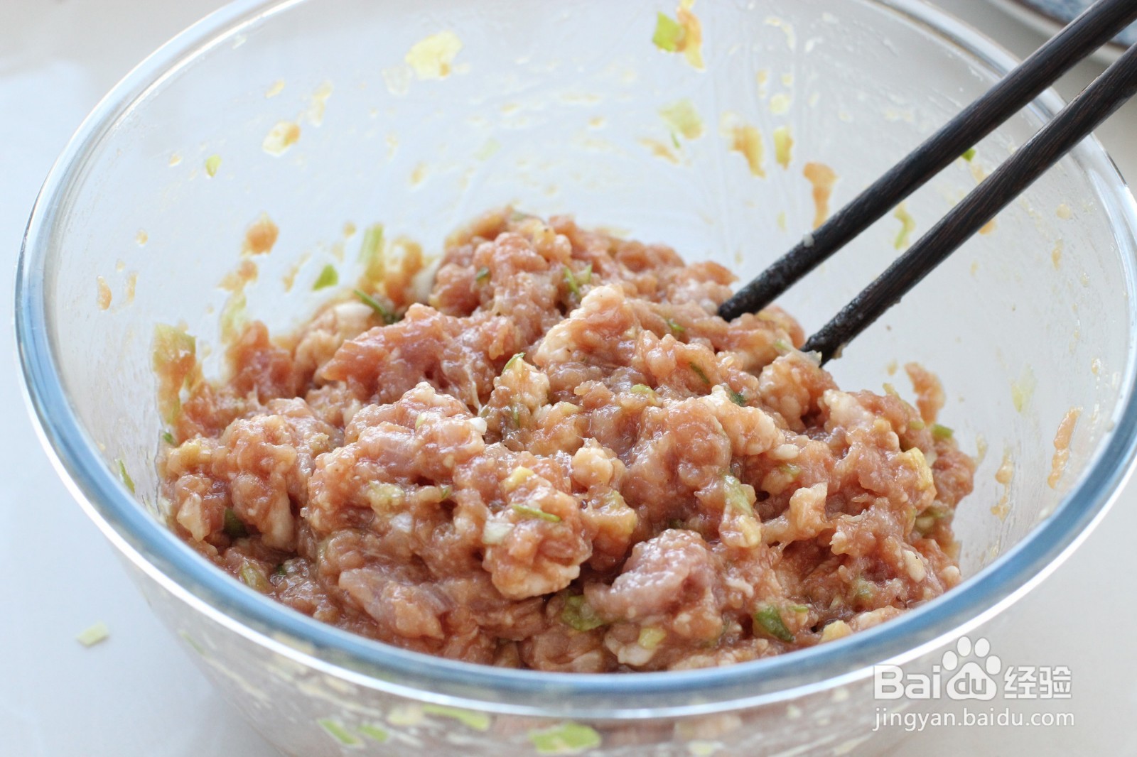 怎么做酸菜猪肉粉条包子