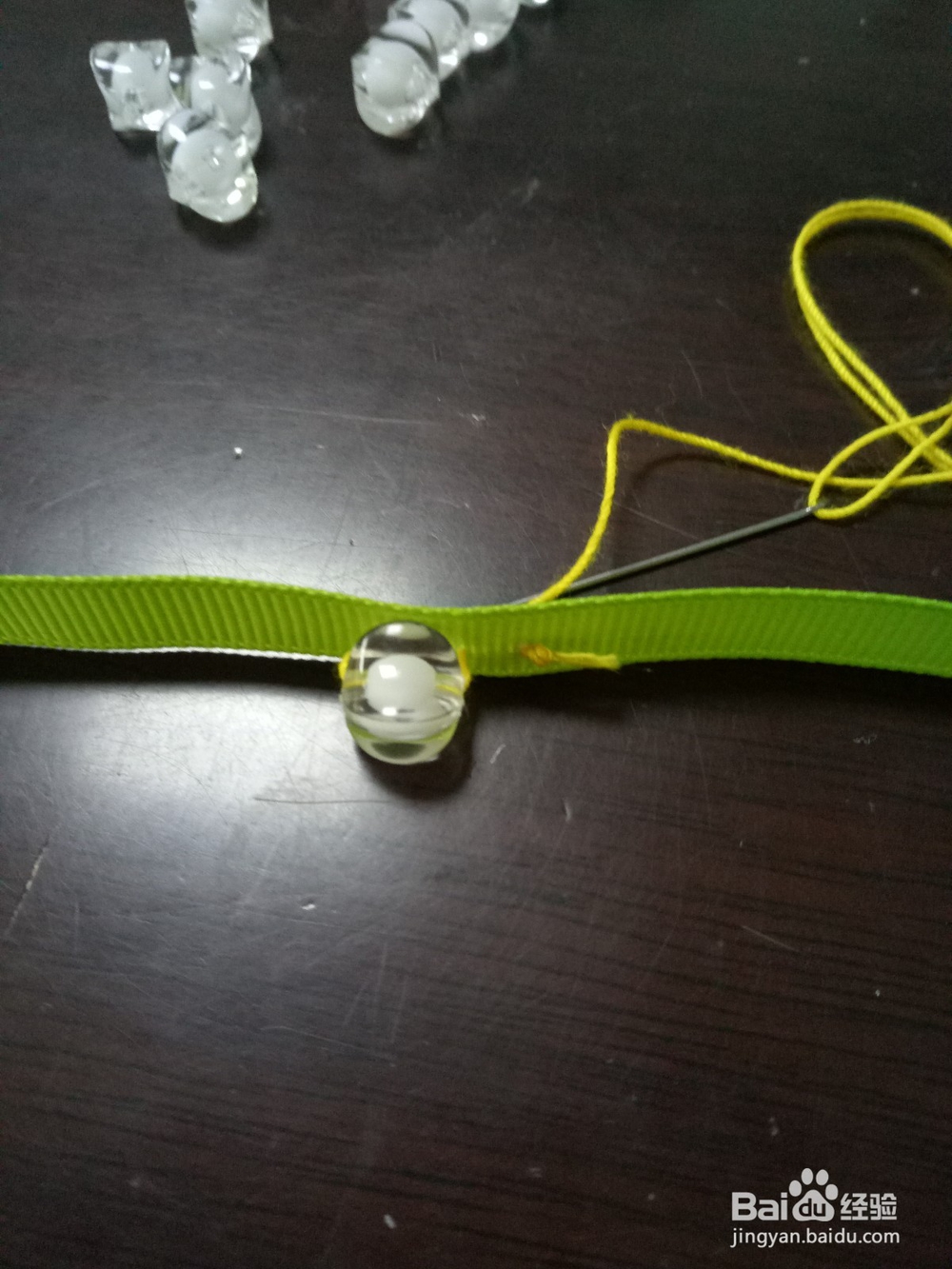 丝带串珠手链的编法