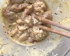 做一道家常小酥肉。