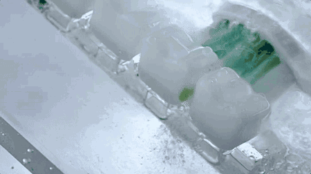 原来电动牙刷和普通牙刷差距那么大，医生这样建议