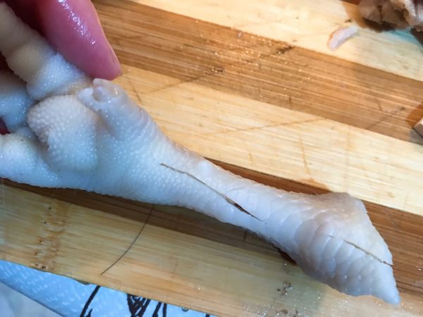 年夜饭爽口泡鸡爪