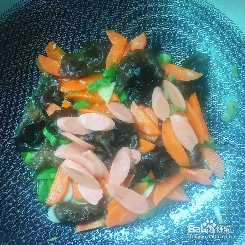 如何做美味的胡萝卜炒木耳