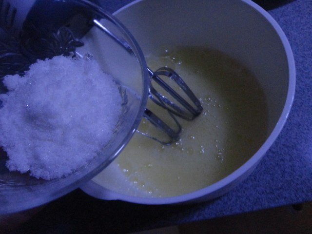 想吃橙味戚风蛋糕？轻轻松松就能学会