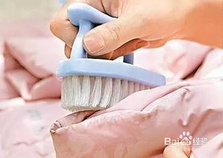 简单实用方法洗羽绒服