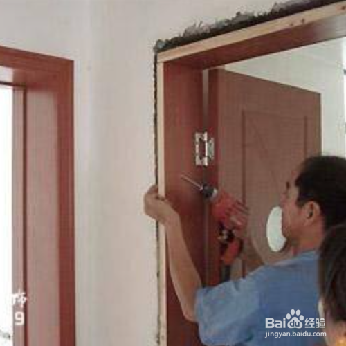 快速解决门与门框太紧