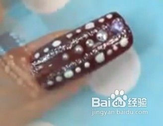 美甲之如何做竖向条纹