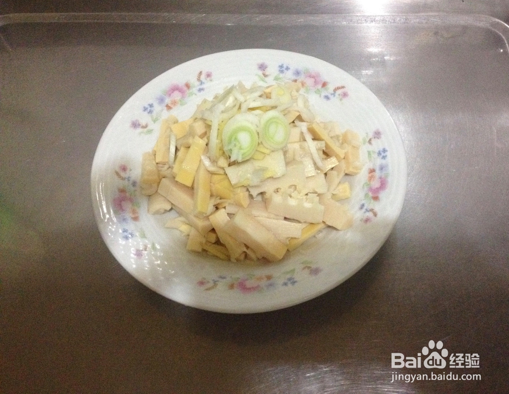 油焖笋怎样做——好吃易做的家常红烧笋