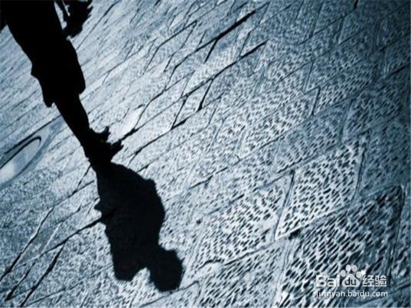 如何识破被偷拍，发现被偷拍怎么办？