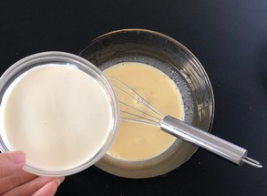 牛奶鸡蛋吐司布丁的简单做法