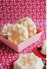 蛋白杏仁花式小蛋糕