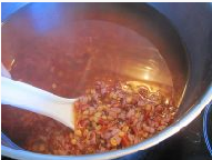 红曲米红薯粥的做法