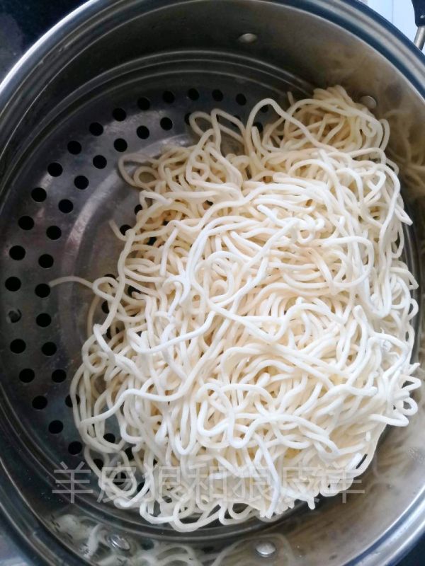 黑椒肉丸扁豆焖面