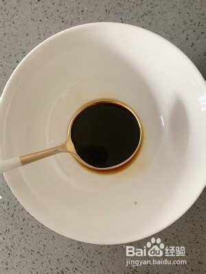 家里老少都爱吃的葱油拌面