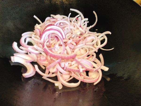 甜脆洋葱炒牛肉