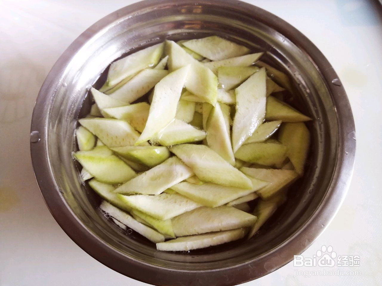 小炒丝瓜什锦菜的做法