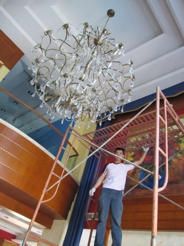 怎样清洗保养水晶灯