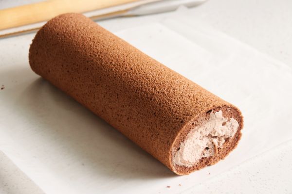 脆皮巧克力梦龙蛋糕卷