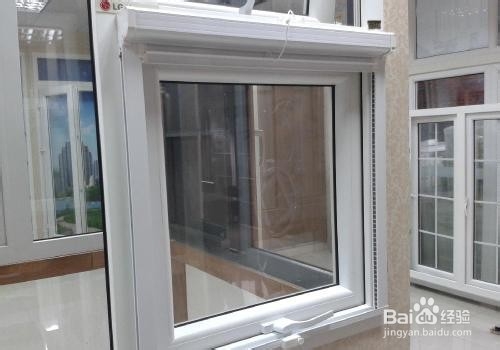 塑钢窗怎么调高低