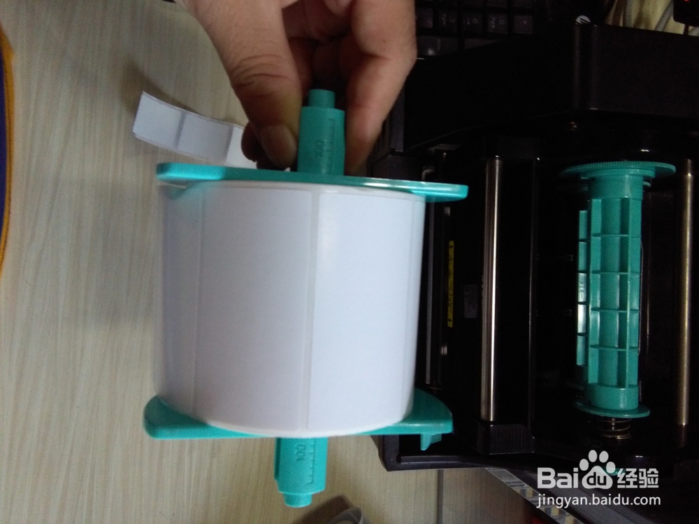 怎样安装博思得的打印机标签纸