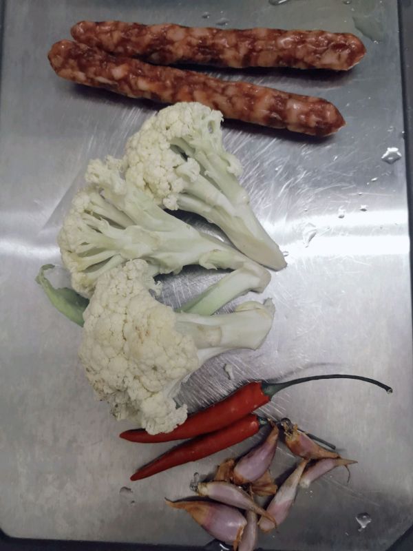 广式腊肠炒花菜