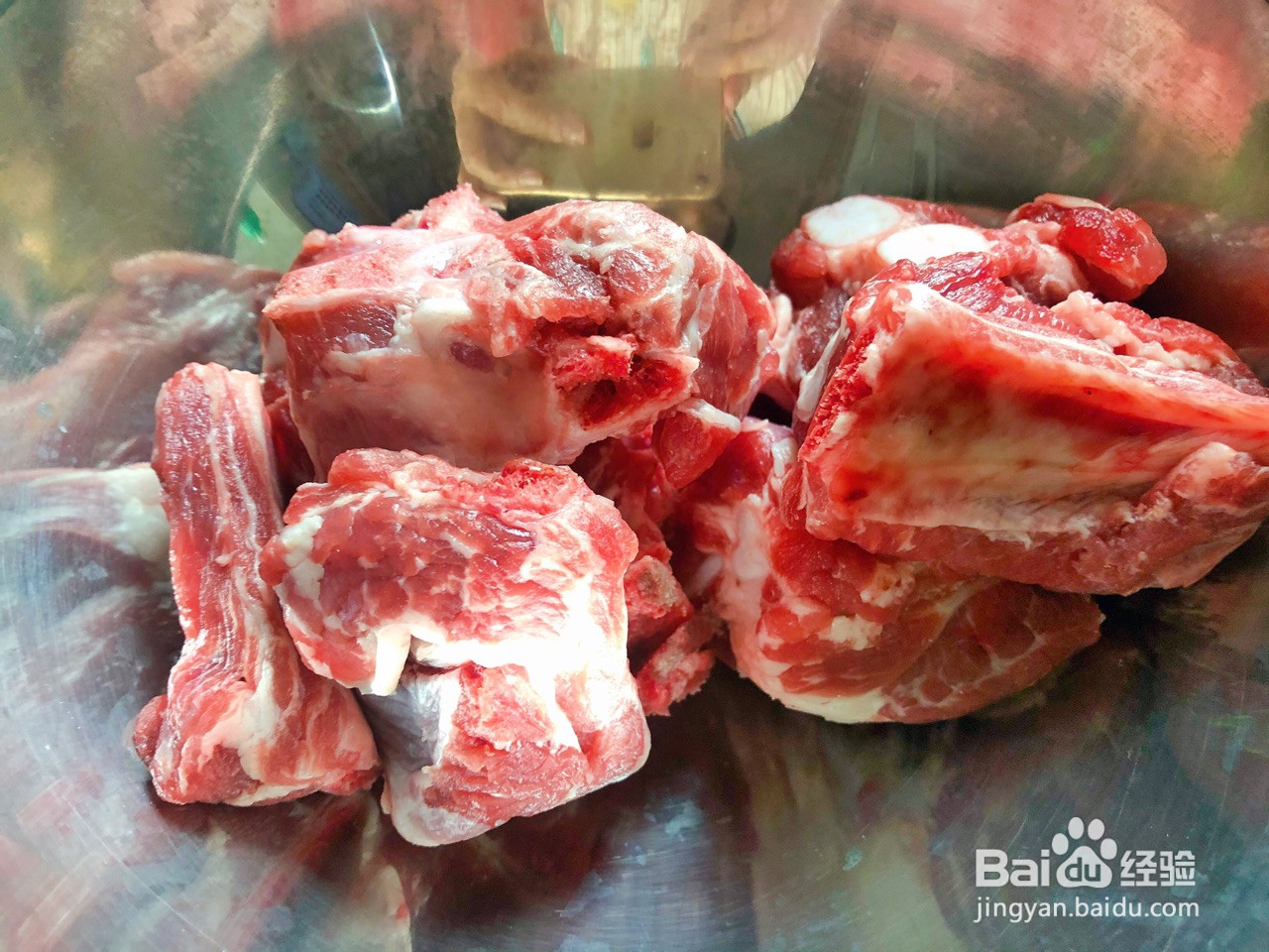 豆角焖排骨无油版的做法