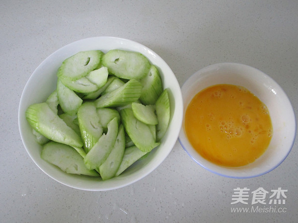 丝瓜炒鸡蛋的做法