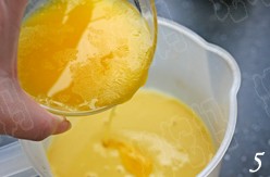 草莓奶油华夫饼