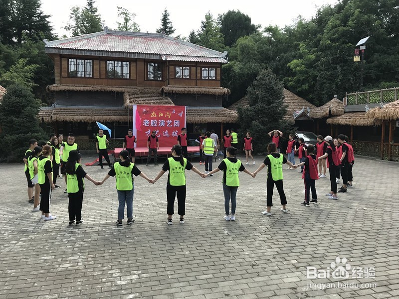 团建照如何拍出大片的质感