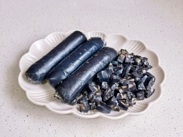 墨斗鱼肠蛋炒饭