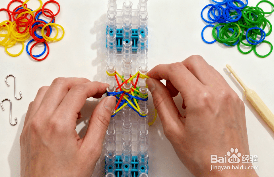 怎么用皮筋编手链