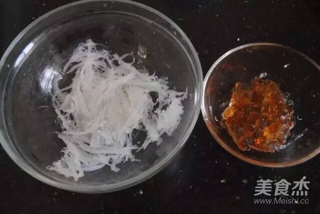 桃胶蔓越莓燕窝