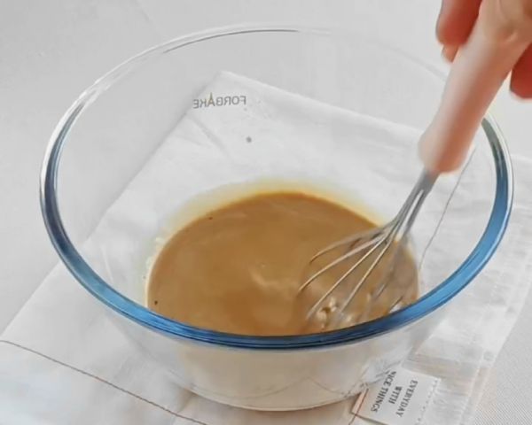 芝士咖啡巧脆珠冰皮月饼