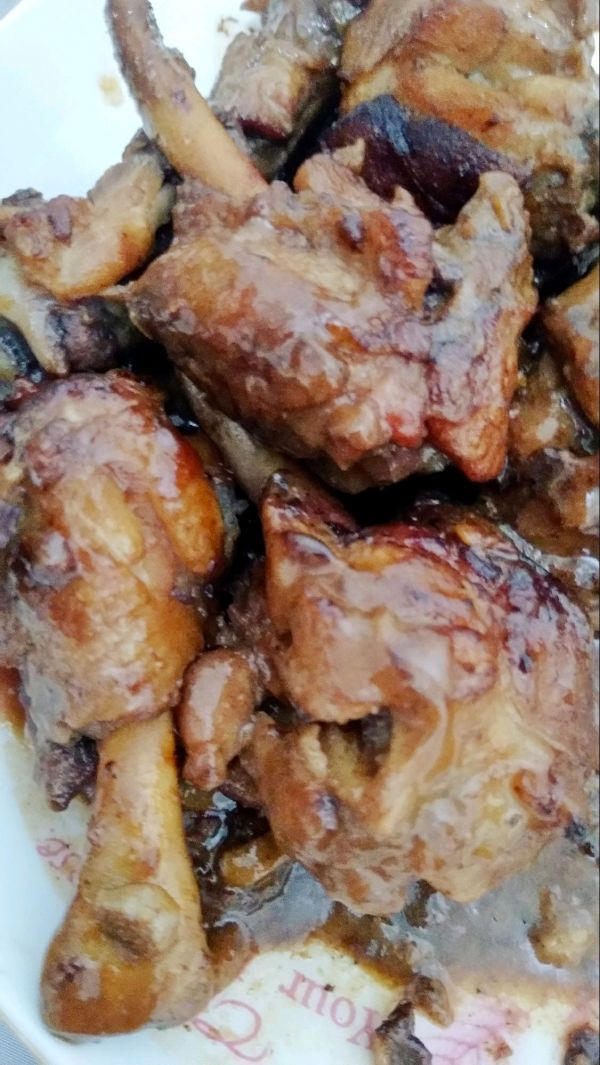 红烧蒜香鸡翅根